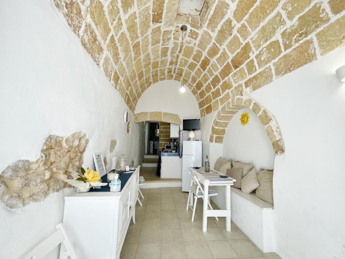 Mediterraneo House- Casa Nel Centro Storico Matino Esterno foto