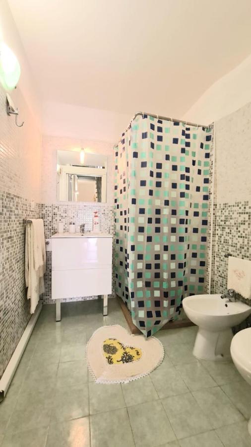 Mediterraneo House- Casa Nel Centro Storico Matino Esterno foto